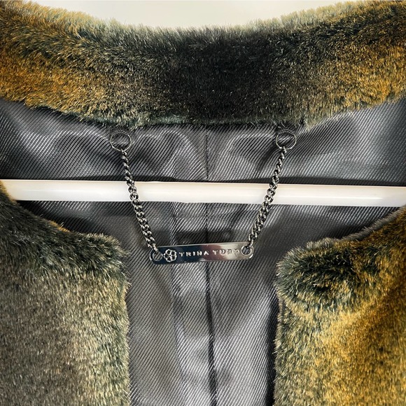 Trina Turk Faux Fur Open Front Vest Brown and Black Wonens Size 2 - Picture 5 of 5